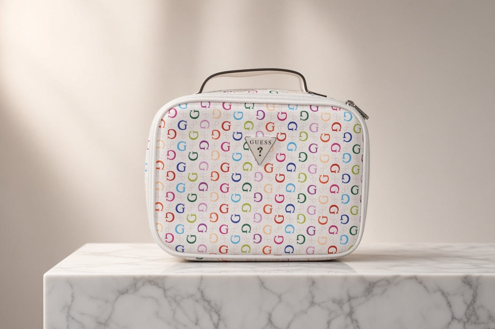 Cosmetiquera Guess Rainbow Monogram